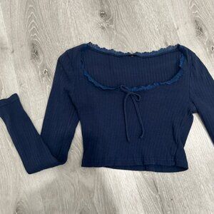 long sleeve crop top fitted shirt